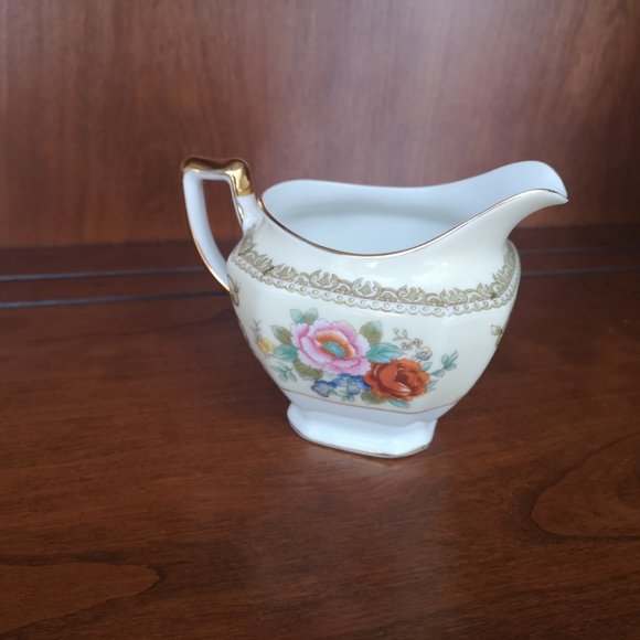 Vintage Bombay and Noritake porcelain creamer - Picture 5 of 9
